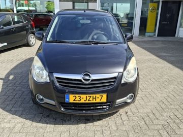 Opel Agila